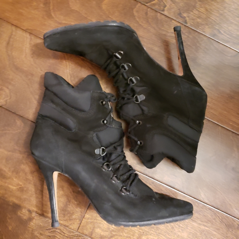 manolo blahnik booties rare